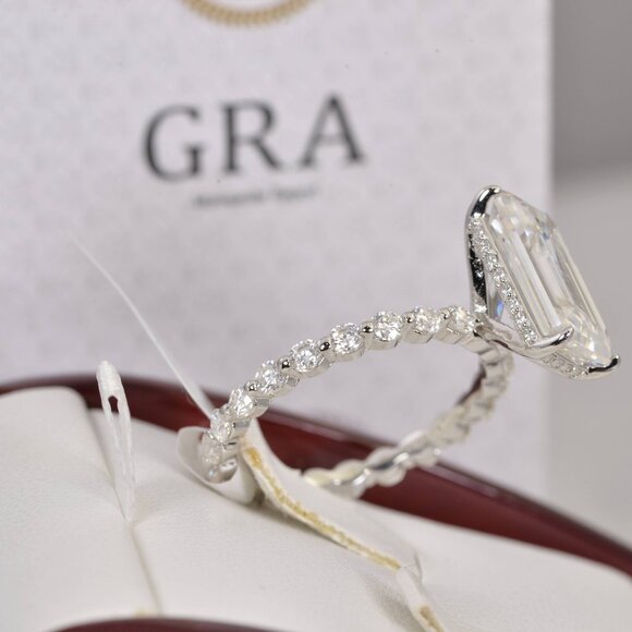 Moissanite Emerald Cut Full Eternity Enagagement Ring 10.6tcw - Picture 6 of 10